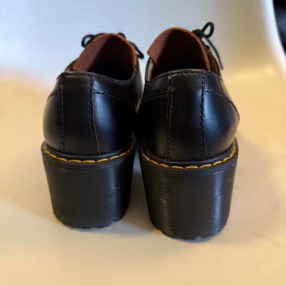 Dr. Martens Leona Lo Dress Shoes Size US5/UK3/EU36 fits like US 6 - Picture 2 of 7